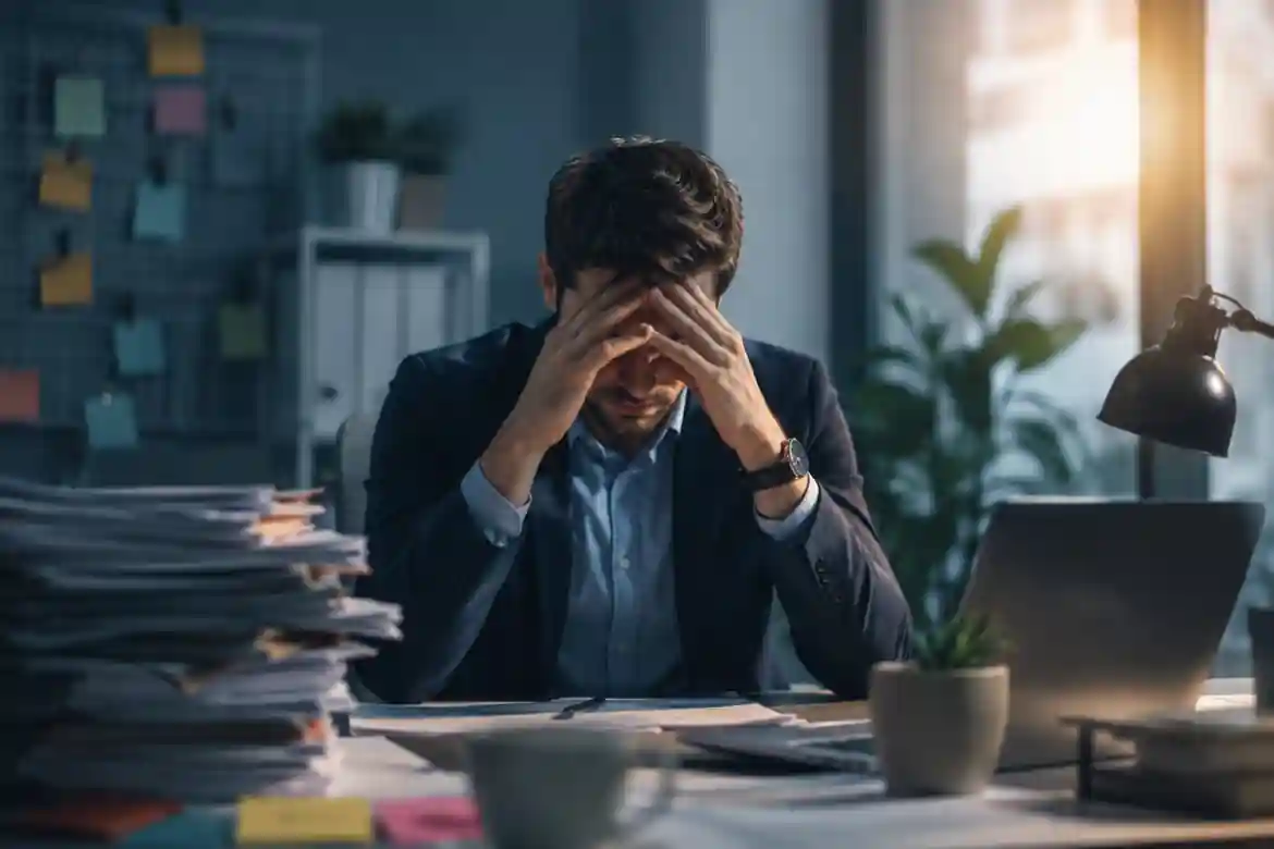 Professional under stress because of a dead-end job
